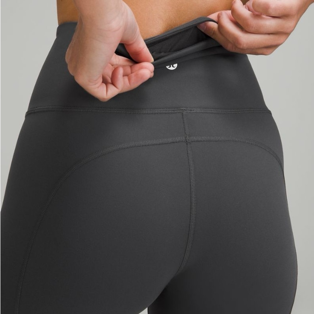Lululemon Black Cropped Leggings Slit Hem High Rise Size 2 NWOT - Picture 3 of 10